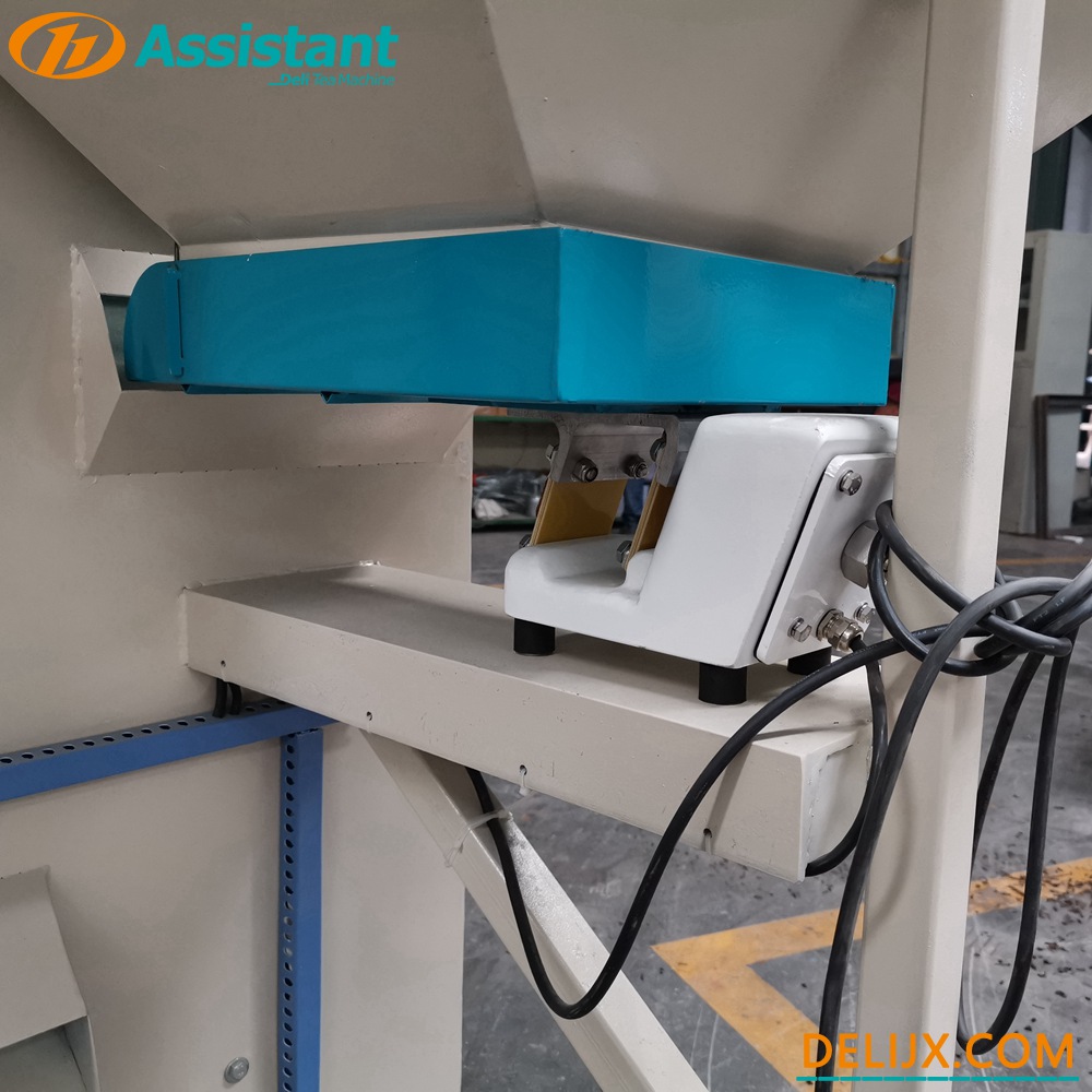 Cina Fresh Leaf And Finished Tea Leaf Cleaning Sorting Machine DL-6CFX-F30-3 pabrikan