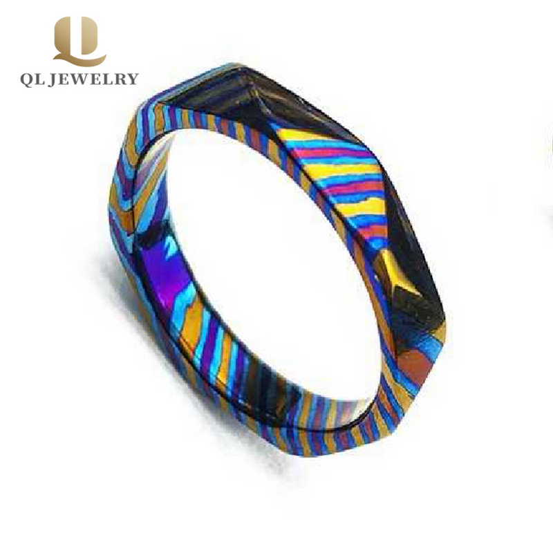 Erstaunliche Tricolors 4mm Facettierte Timascus Ehering-Band Zirti Ring China Lieferant