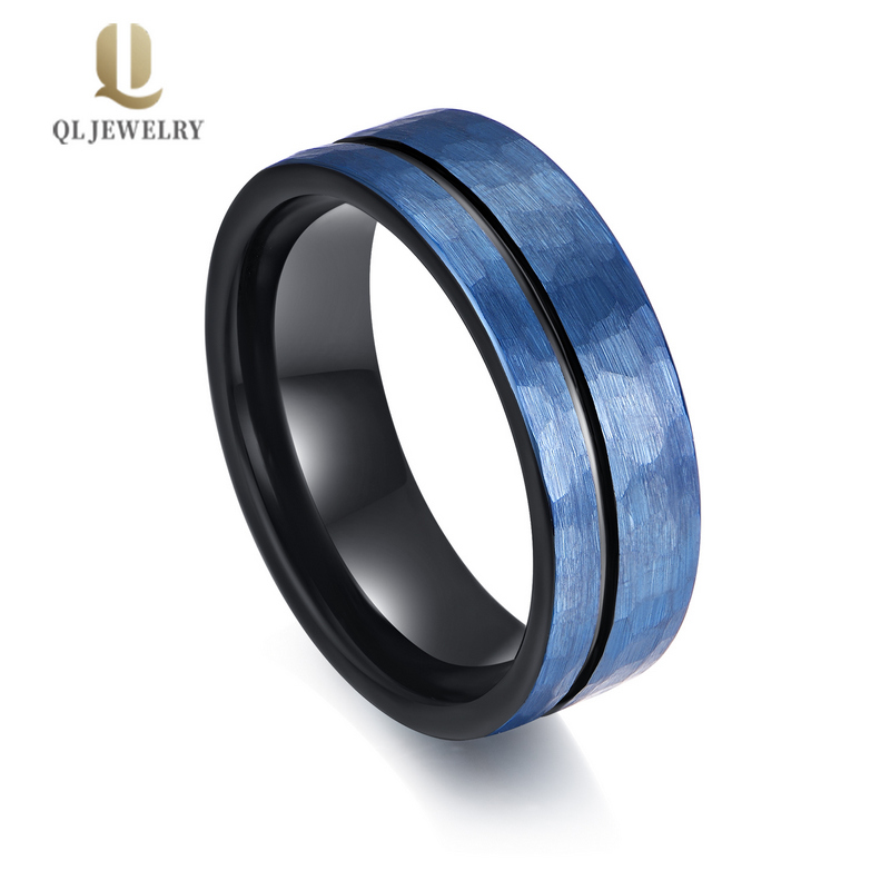 Factory Haute Qualité Deux tons Noir et bleu Tungstène Bande de mariage Bague en carbure de tungstène martelé