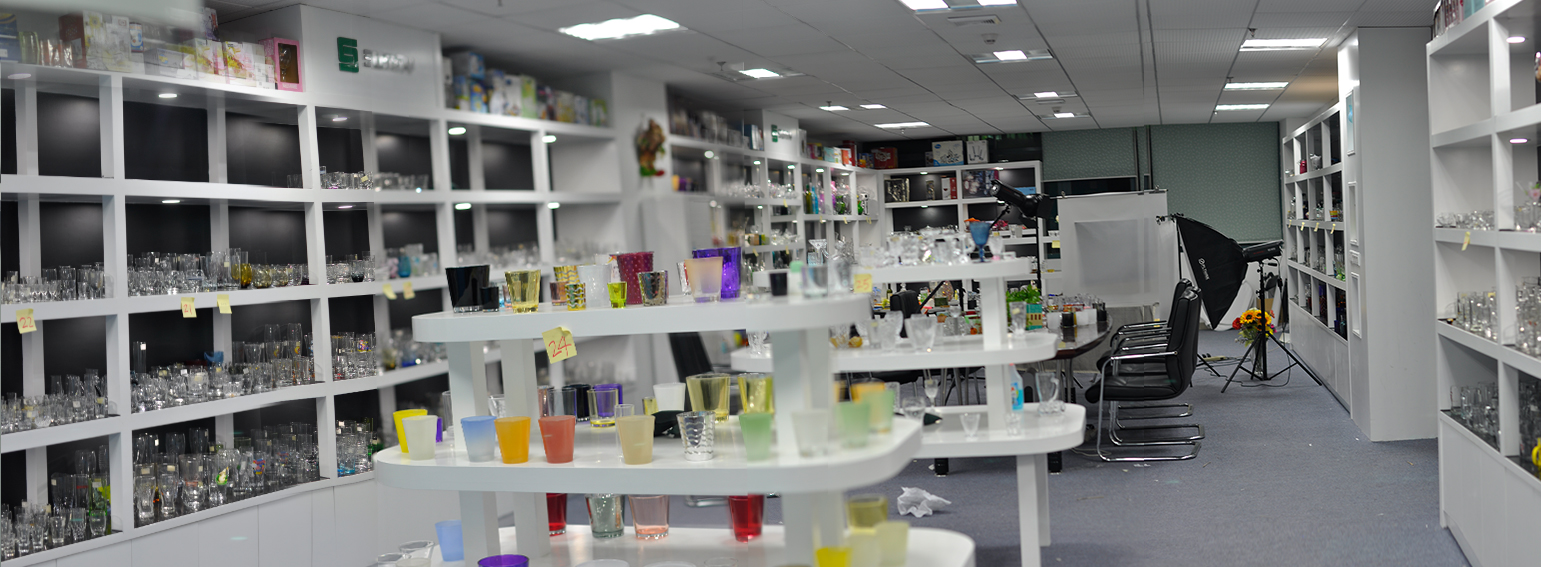 Sunny Glassware showroon Sunny Glassware showroon