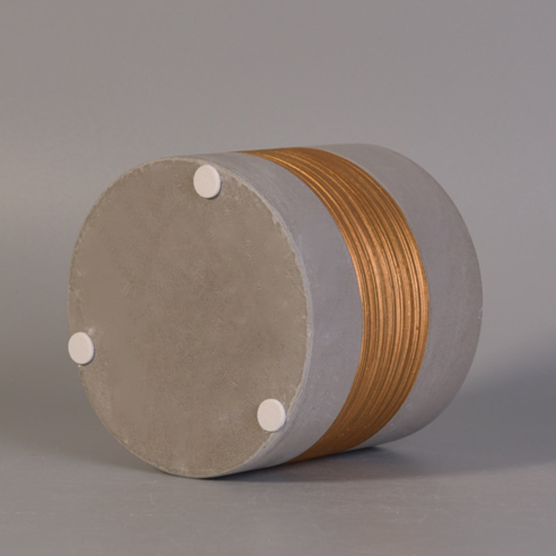 Vertical Concrete Candle Holders with Rose Golden Painting