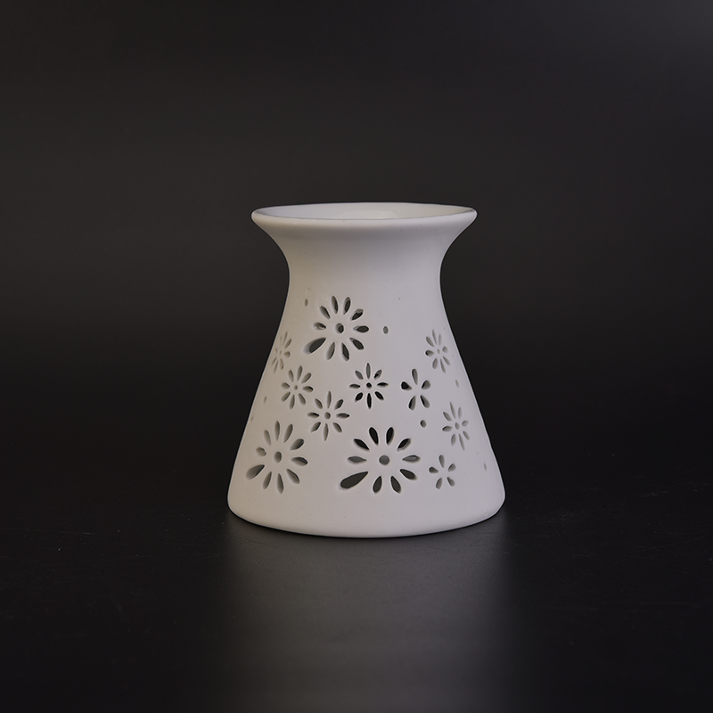 Unique hellow out handmade white ceramic aroma burner for air fresh