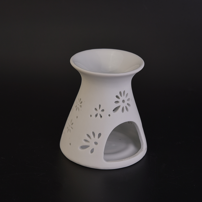 Unique hellow out handmade white ceramic aroma burner for air fresh
