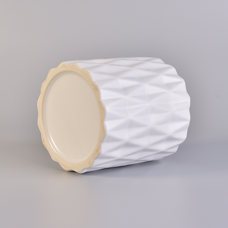 diamond pattern ceramic candle jar with golden inside