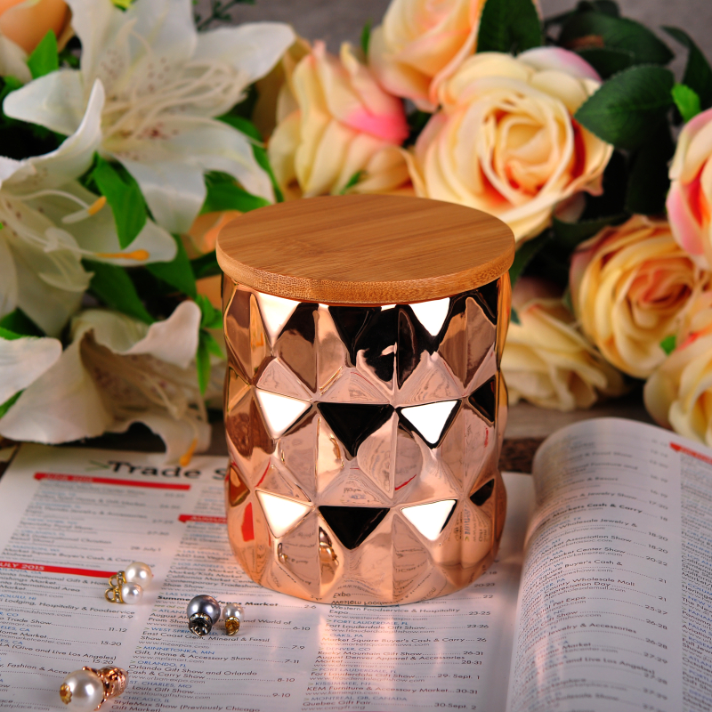 Copper ceramic candles holder with wooden lid Copper ceramic candles holder with wooden lid