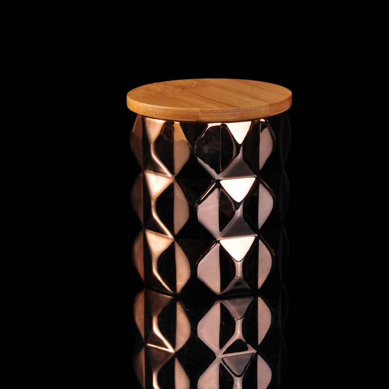 Copper ceramic candles holder with wooden lid Copper ceramic candles holder with wooden lid
