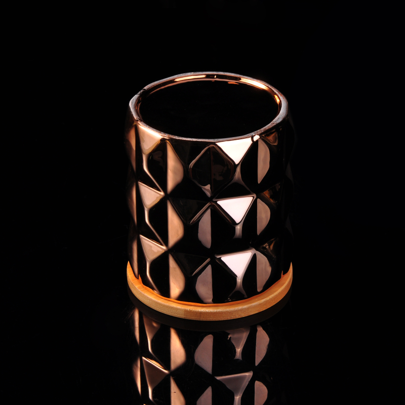 Copper ceramic candles holder with wooden lid Copper ceramic candles holder with wooden lid
