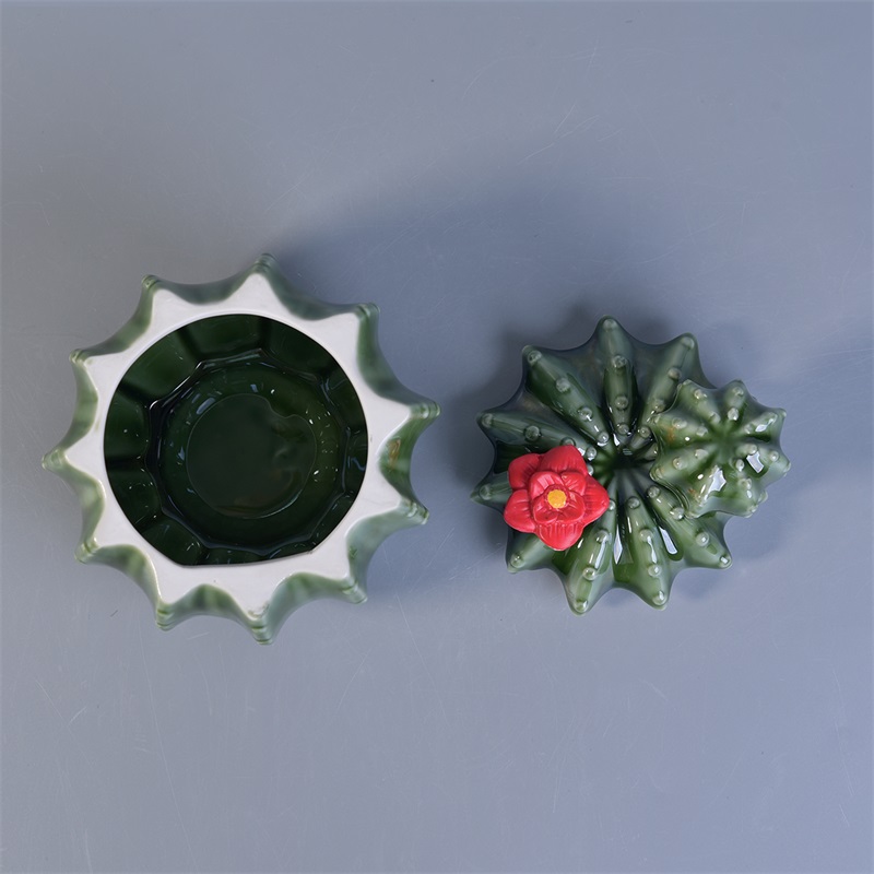 unique green design ceramic candle holder with lid