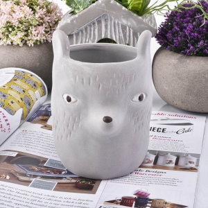 High quality creativity ceramic candle holder white bear shape clay container home decoration