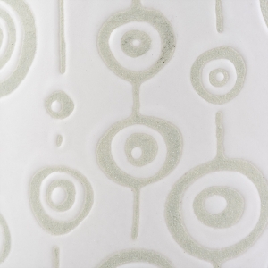 light green ceramic candle holder na may puting pattern