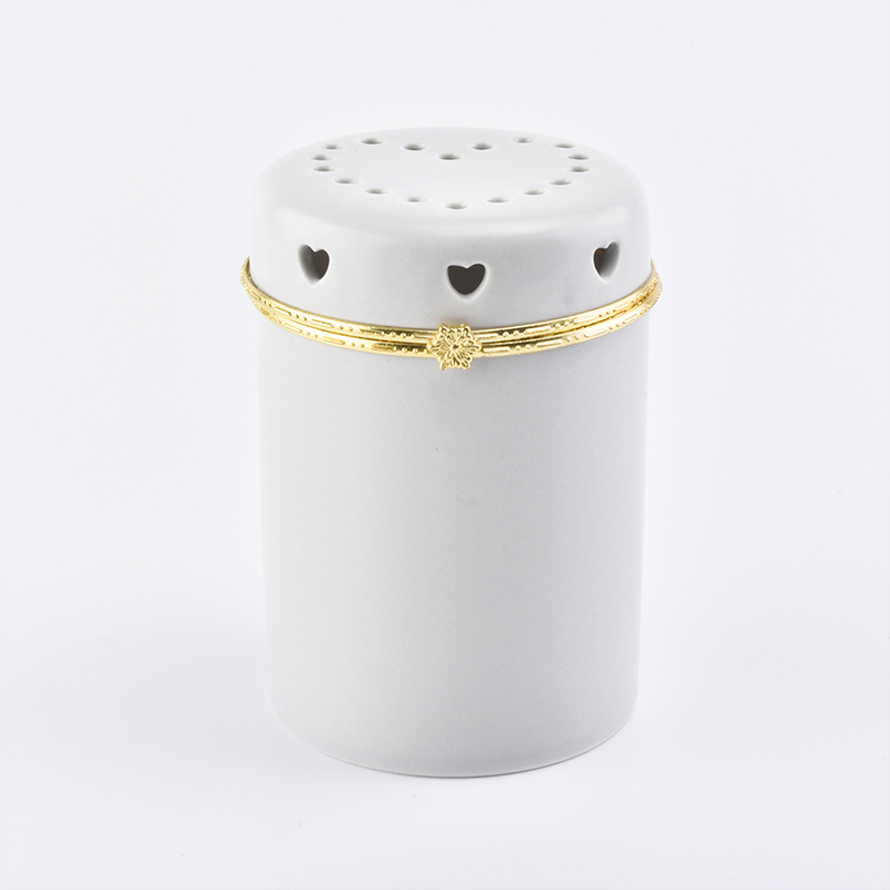 Round white Ceramic Candle Jars with heart shape Lid for Soy Candle Round white Ceramic Candle Jars with heart shape Lid for Soy Candle