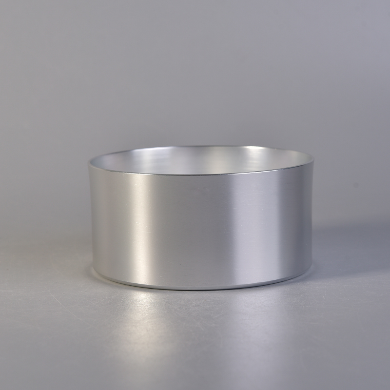Silver Aluminum Metal Candle Holders Silver Aluminum Metal Candle Holders