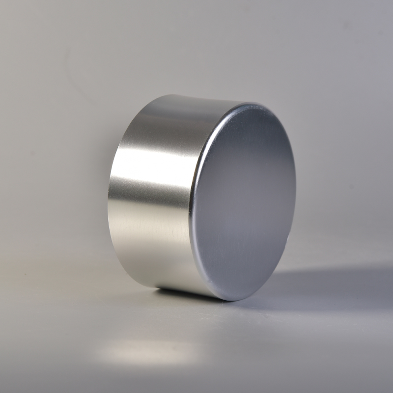 Silver Aluminum Metal Candle Holders Silver Aluminum Metal Candle Holders