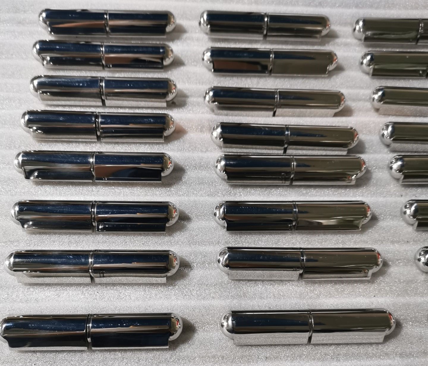 Wassertropfen-Kugelschweißscharnier für Edelstahltüren, Schweißscharnier