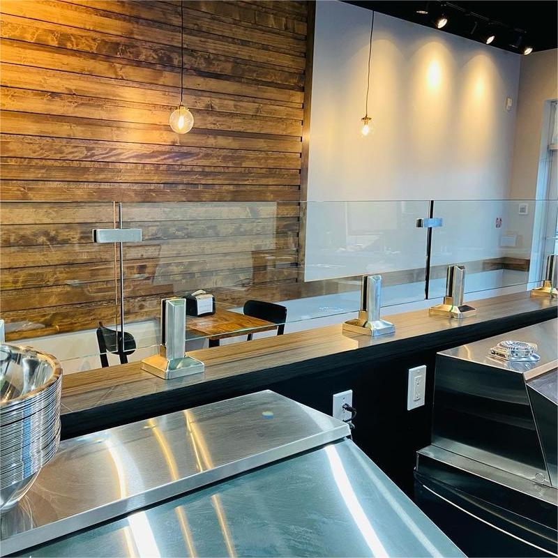 Duplex 2205 Regulowana balustrada czopowa ze szkła kanadyjskiego do basenu Bezramowe ogrodzenie 12 mm Szklana balustrada