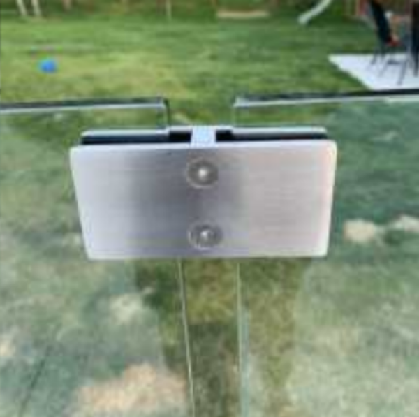 Stainless steel 180 degree glass clip for glass spigot frameless glass railing
