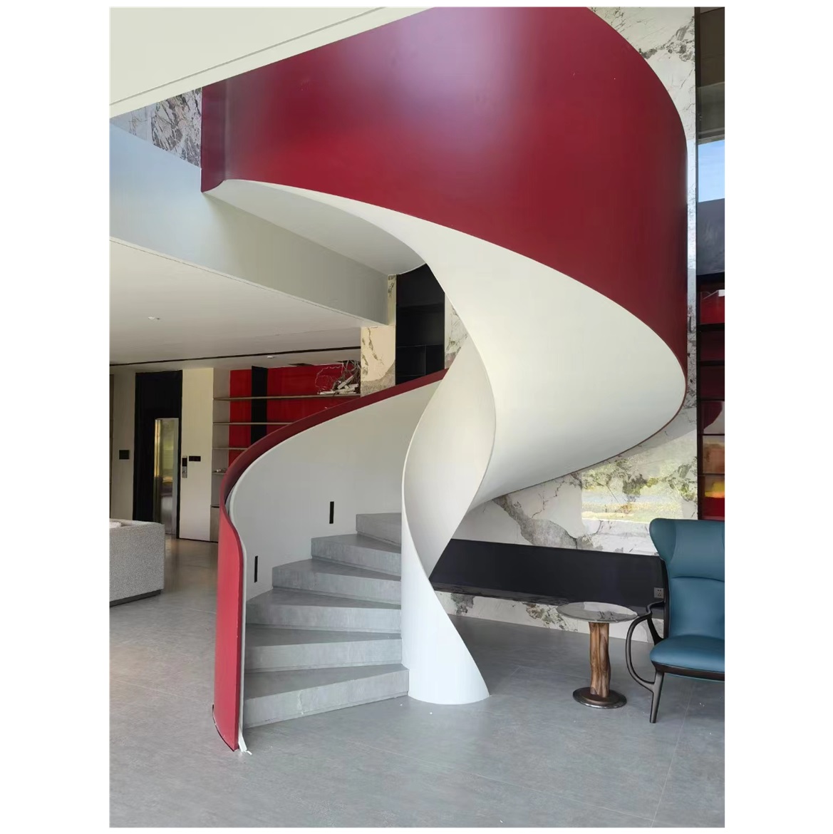 Customisierte klassische Innenarchitektur von schmiedeeisen Holz gebogene Treppe aus China Treppe Shenzhen Factory