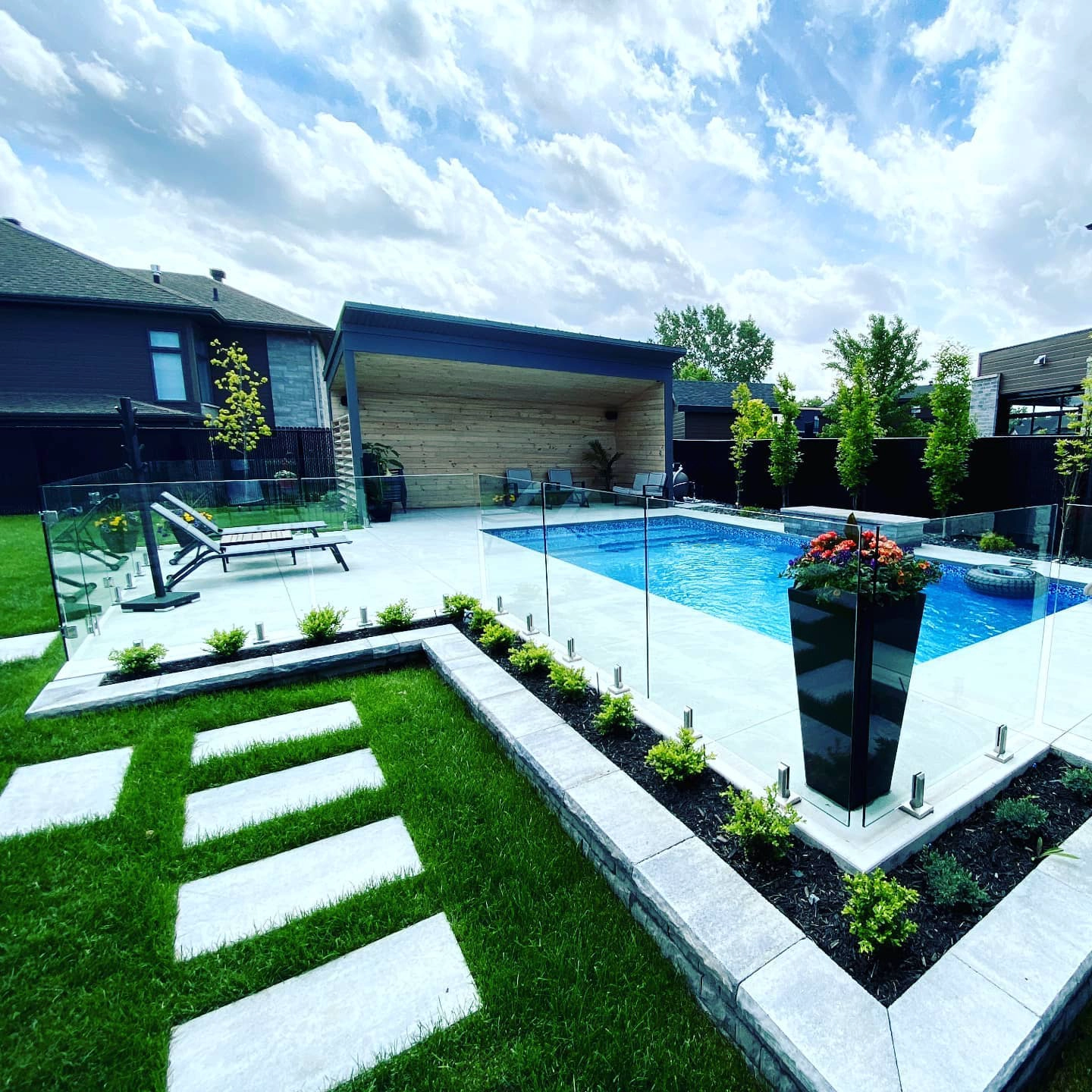 Ringhiera con rubinetto in vetro senza telaio – Recinzione per piscina in vetro temperato da 12 mm, Duplex 2205