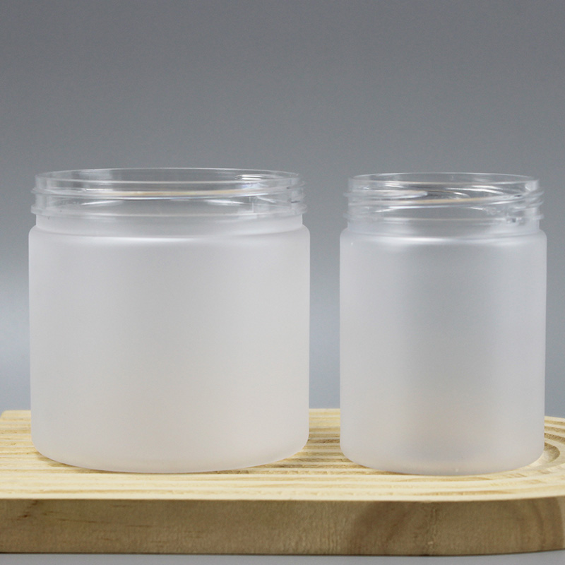 Chine Pot en plastique de 250ml 500ml, pot de miel en plastique personnalisé mat, pots en plastique transparents pour crème pour le corps avec couvercles à vis fabricant Pot en plastique de 250ml 500ml, pot de miel en plastique personnalisé mat, pots en plastique transparents pour crème pour le corps avec couvercles à vis