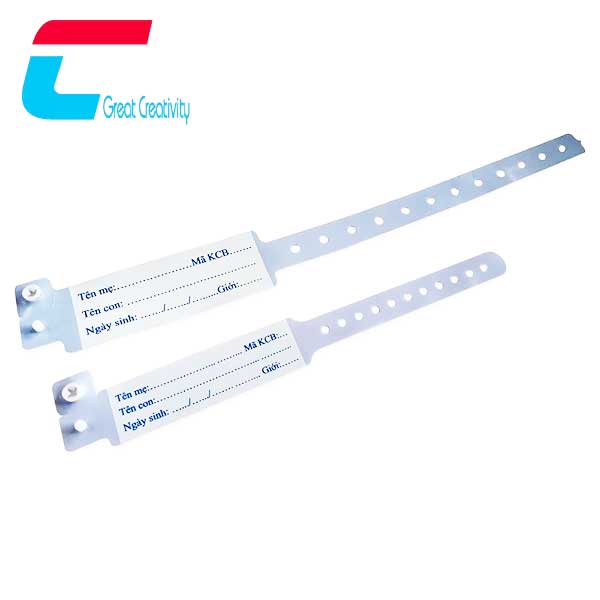 ¿Dónde se refleja principalmente el papel de las pulseras médicas RFID?