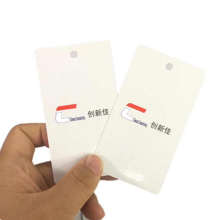 Abbigliamento NFC Hang Tag personalizzato all'ingrosso
