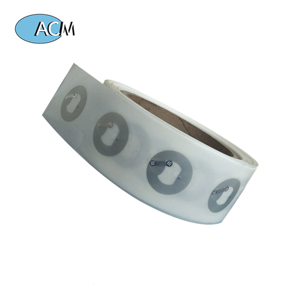 Stampa del logo di dimensioni personalizzate 13,56 Mhz Etichetta adesiva bagnata RFID Smart Tag Carta passiva secca Tag213 Adesivo tag NFC