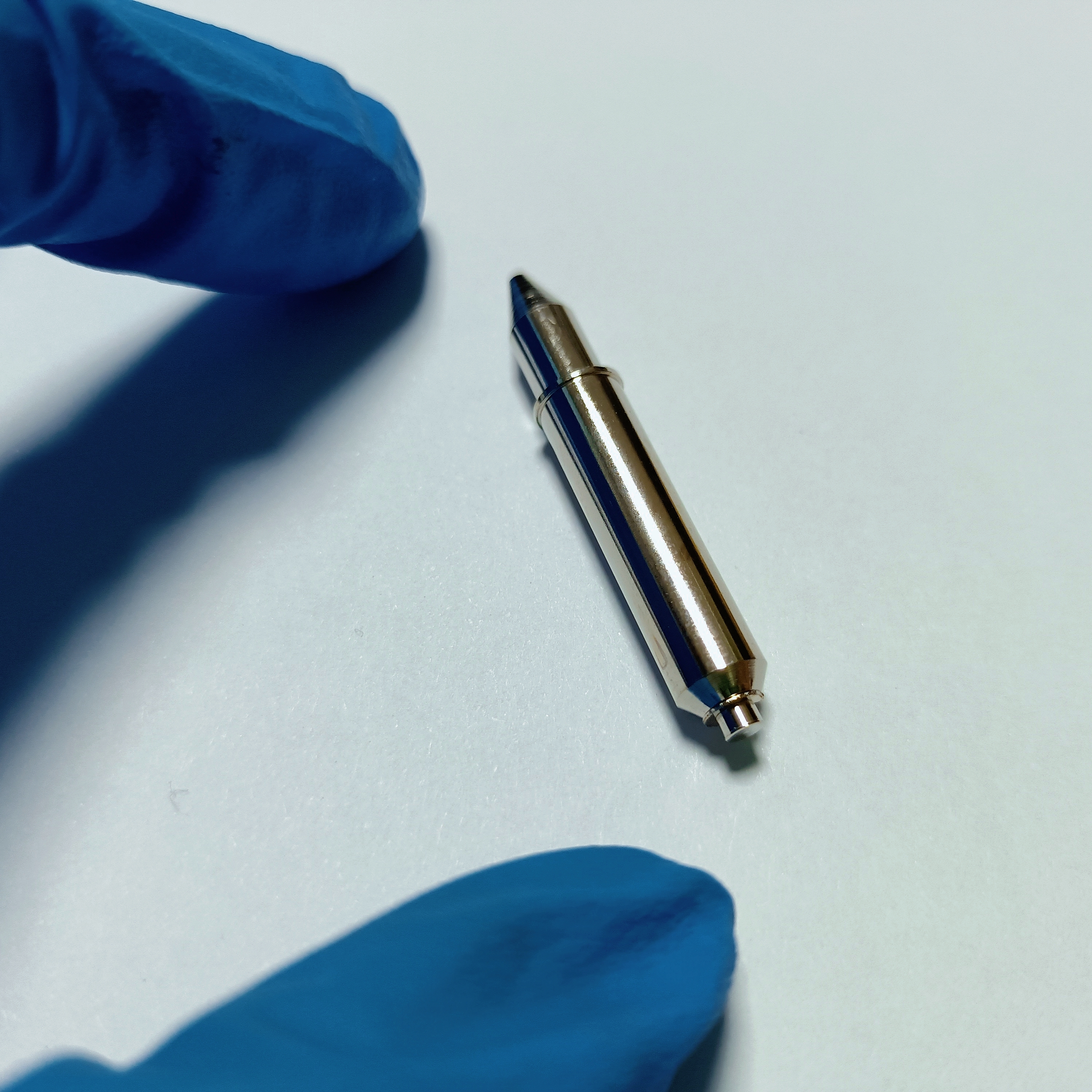 Auf Lager, vernickelter, federbelasteter Führungstaststift