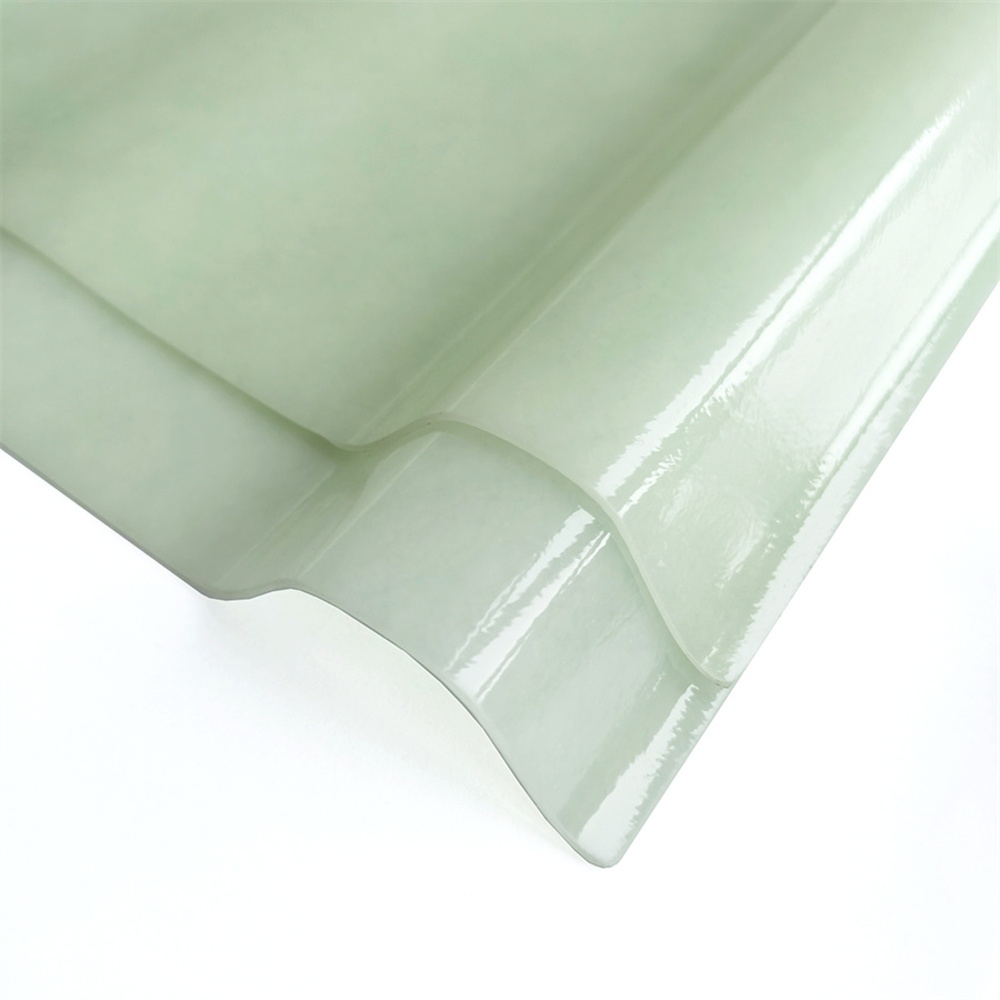 China Factory Price Opaque and Skylight Transparent Corrugated Fibreglass Roof Sheeting