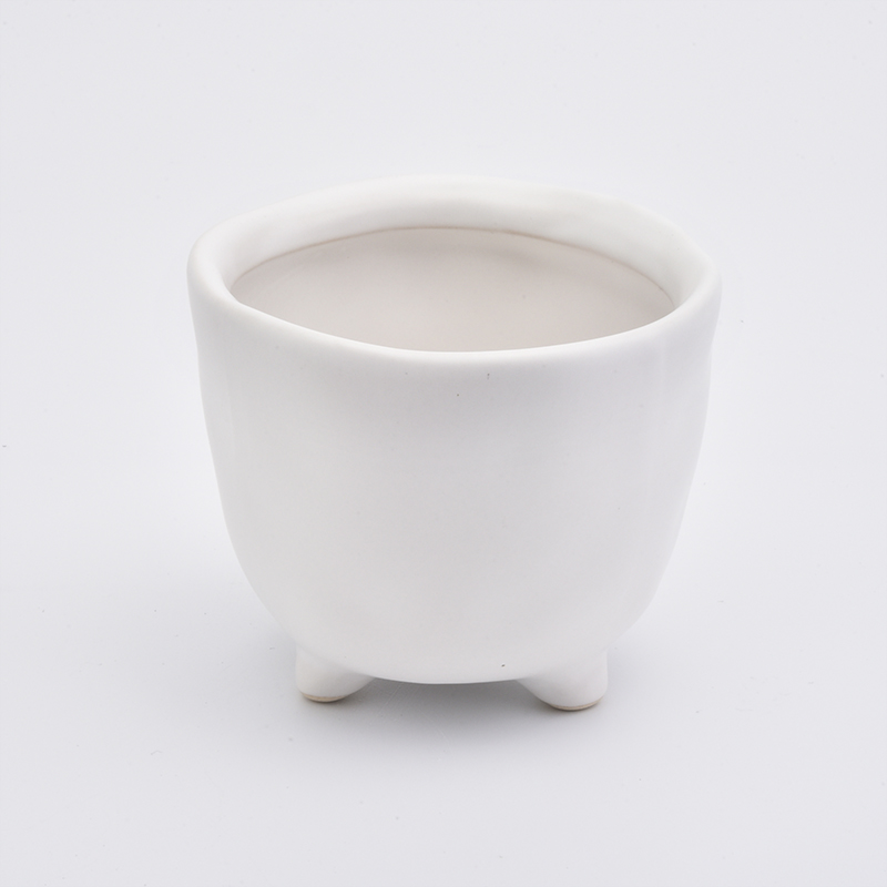 Round shape ceramic jars matte white candle holders in bulk
