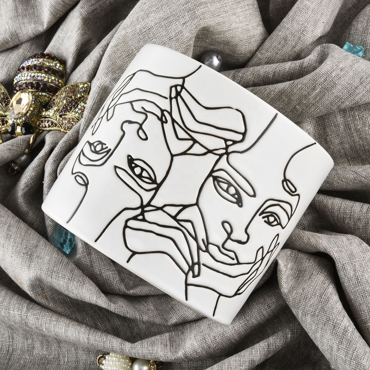 Luxury home decor ceramic white scented candle jar face candle jars