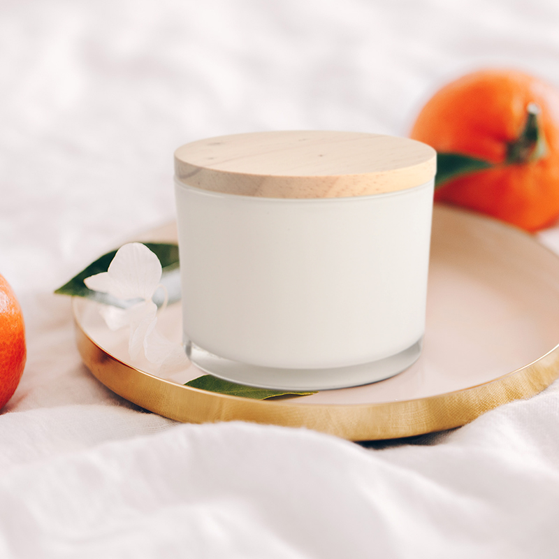 14 oz white glass 3 wick soy wax candle glass jar luxury