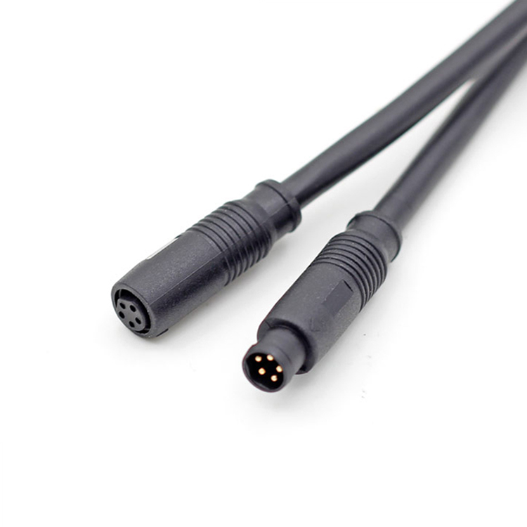 M8 3 4 5-polige Snap-in-Stecker- und Buchsen-Doppelendkabelsätze