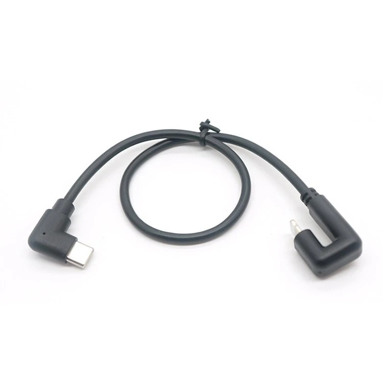 Connecteur coudé de câble USB-C en forme de U