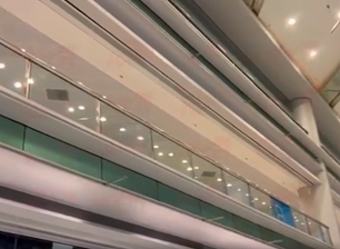 Modern Minimalist Fence Glass