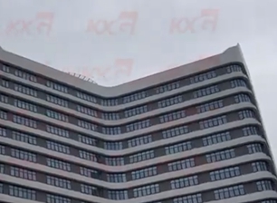 أبواب ونافذة النظام