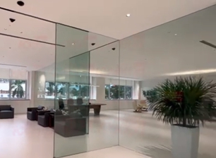 قسم زجاج المكتب