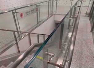 Modern Laminated Safety Glass Balustrade