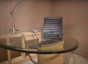 Malaking Round Table Glass