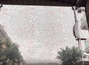 የተለያዩ ጥንታዊ መስታወት