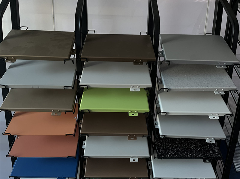 Fabbrica cinese fluorocarburo spruzzatura impiallacciatura di alluminio spessa 1,5 mm 2,0 mm 2,5 mm 3,0 mm