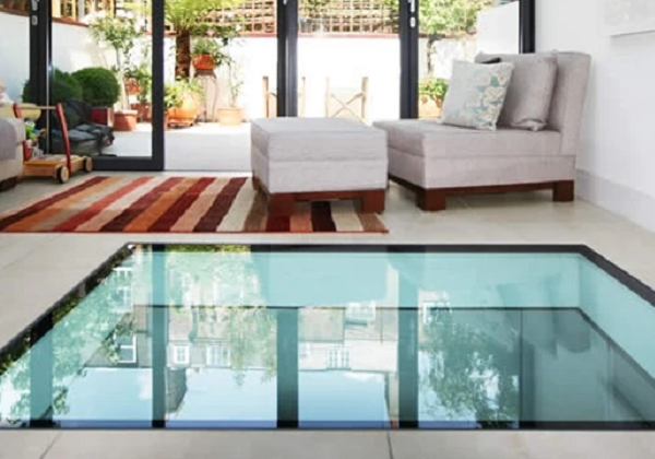 Shenzhen Sun Global Glass (SZG) ridefinisce l'architettura moderna con soluzioni di pavimentazione in vetro di nuova generazione progettate per la sicurezza Shenzhen Sun Global Glass (SZG) ridefinisce l'architettura moderna con soluzioni di pavimentazione in vetro di nuova generazione progettate per la sicurezza