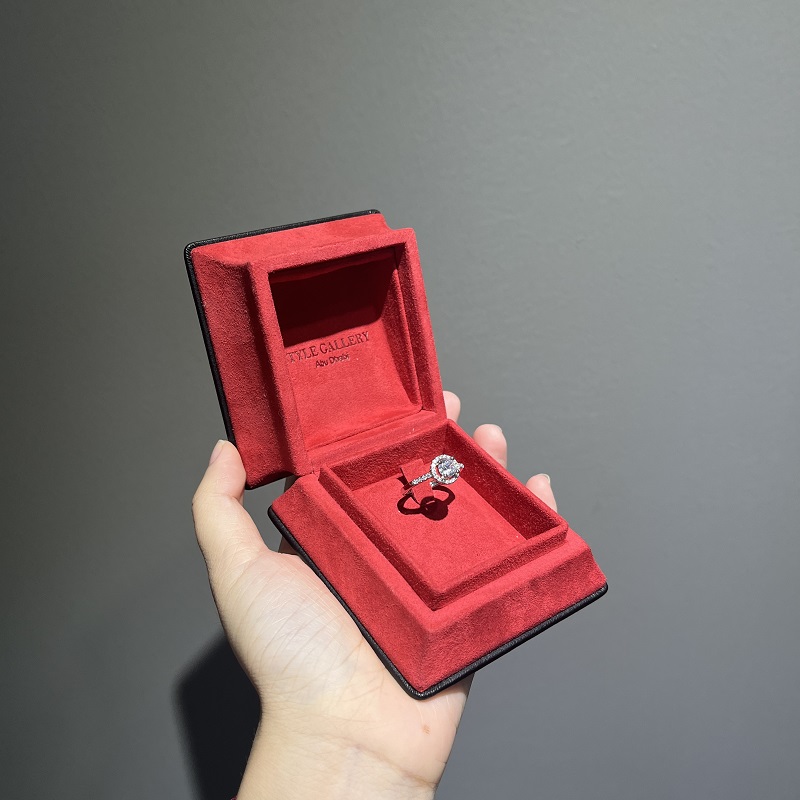 New design irregular shape wooden box covered by high end leather China red color popular packaging all over the world