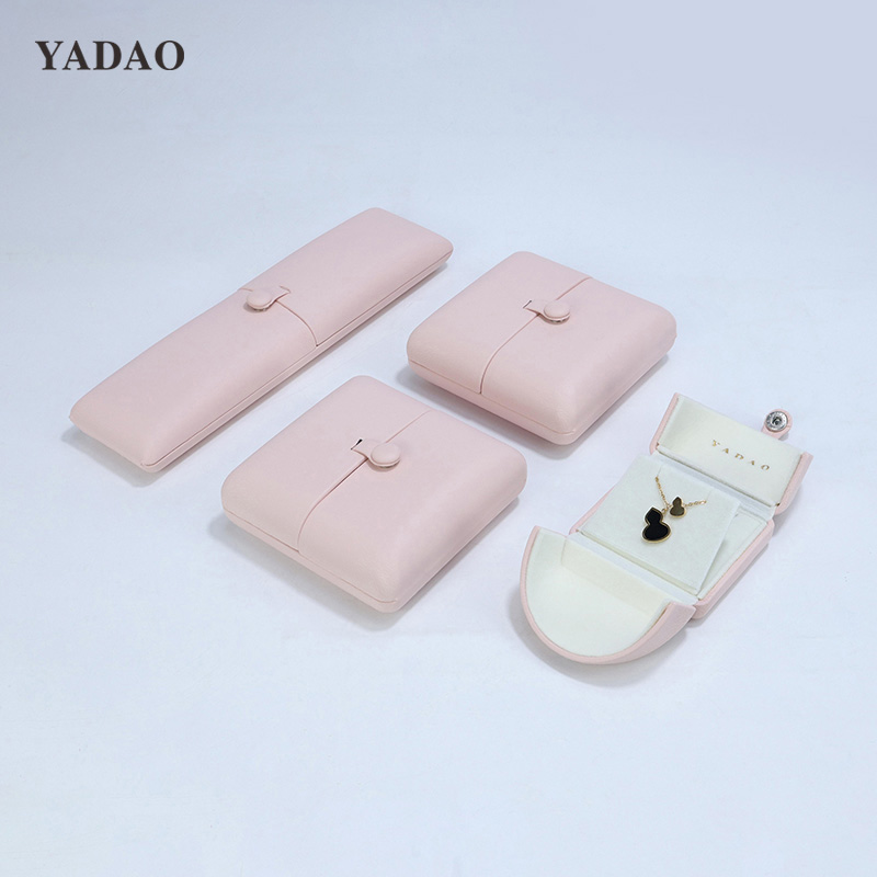 Pinky popular selling girls gifts Christmas new year wedding jewelry ring pendant packaging box set