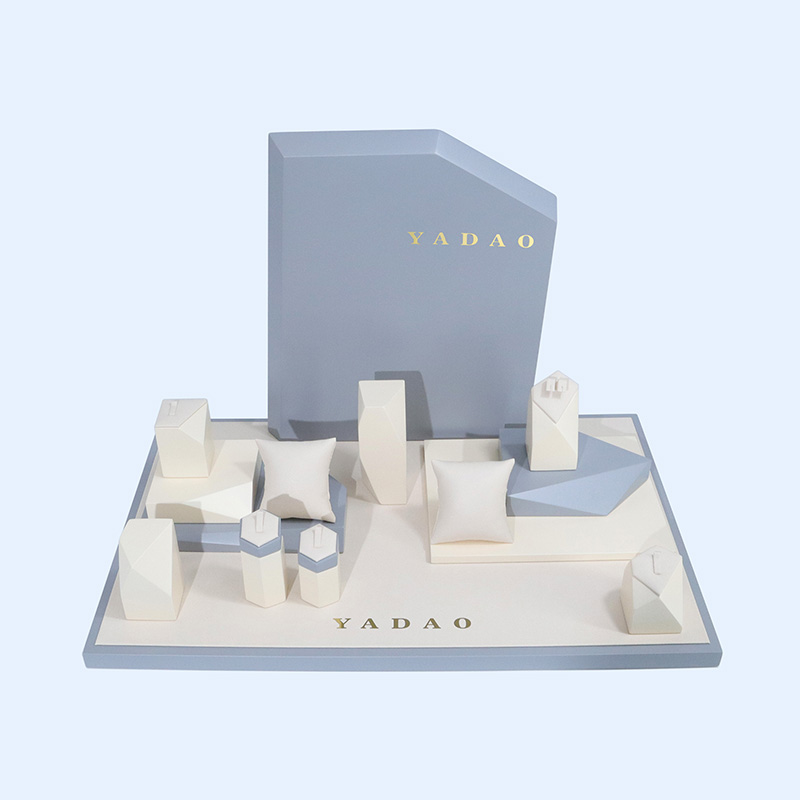 customize jewelry counter display props window jewelry display set lacquer painting wooden jewelry displays