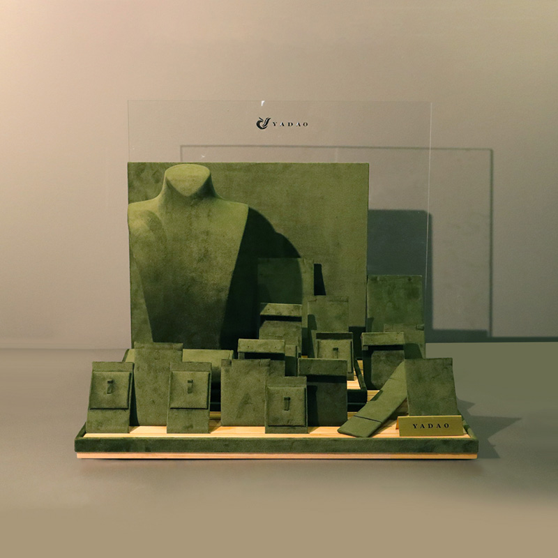 luxusní okenní sada na vystavení šperků sametový držák na vystavení šperků 