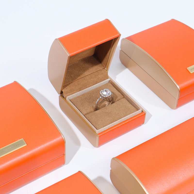 wholesales orange plastic box camber lid pu leather ring box jewelry packaging box stocks