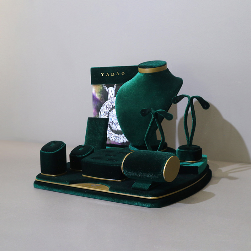 Мини -ювелирные украшения набор ювелирных украшений бархатные украшения