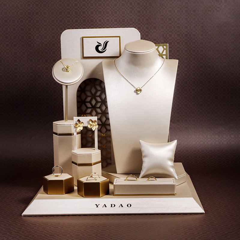 escaparate de joyería de tamaño pequeño Propiedades de joyería PU PU PUER PULLO PARA PARA DE PARA DE PARA