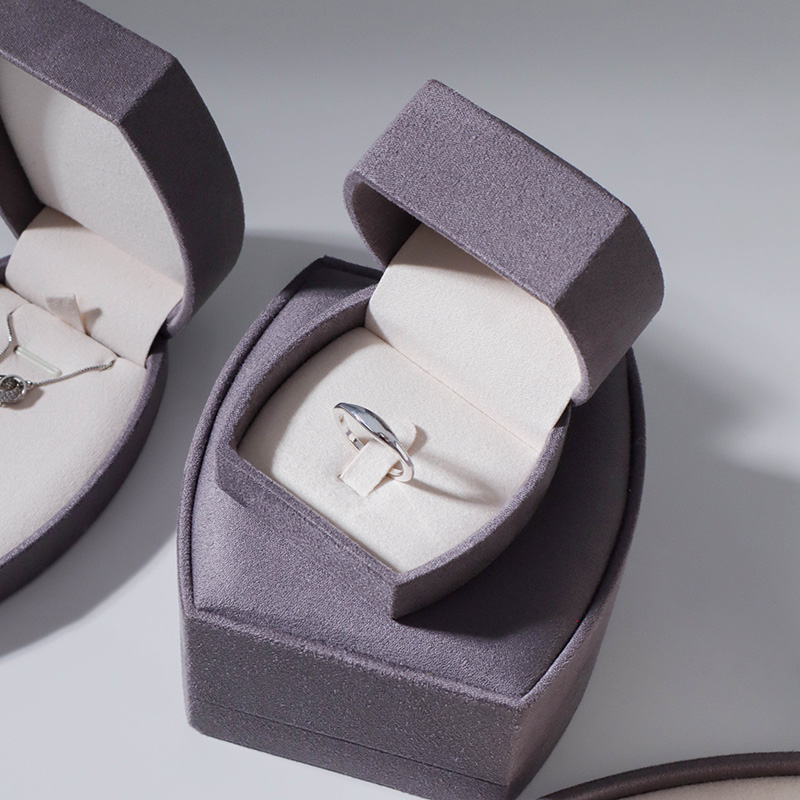 unique design plastic jewelry box light purple color jewelry packaging box ring box