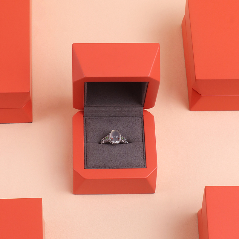 wholesales quality wooden box matt lacquer painting jewelry packaging box ring box